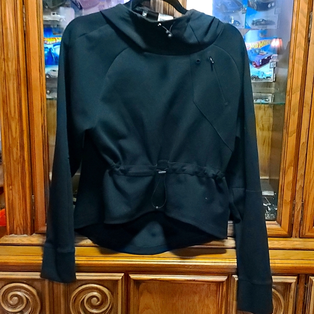 XL Gymshark Cropped Cowl Neck sweater with Drawstring waist.